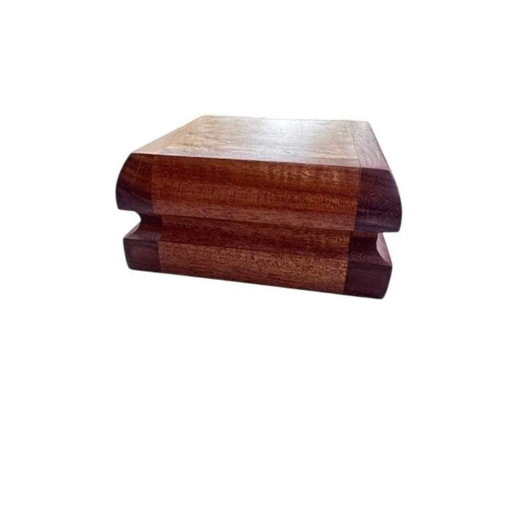 Robert Aylsworth‎ Handcrafted Maple and Cherry Wood Trinket Box Signed 2020